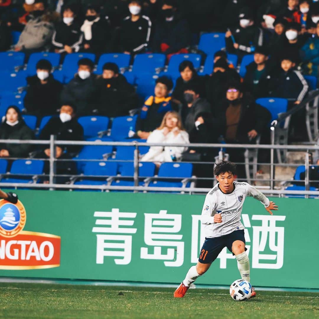 FC東京オフィシャルグッズさんのインスタグラム写真 - (FC東京オフィシャルグッズInstagram)「🇯🇵🗼 #蔚山現代FC  90分間走り続け、90分間戦い続けた #安部柊斗 。 @fctokyoofficial  #安部柊斗 #acl  #AFCチャンピオンズリーグ2020  #acl2020  #FC東京 #fctokyo  #tokyo」2月15日 16時03分 - fctokyoofficial