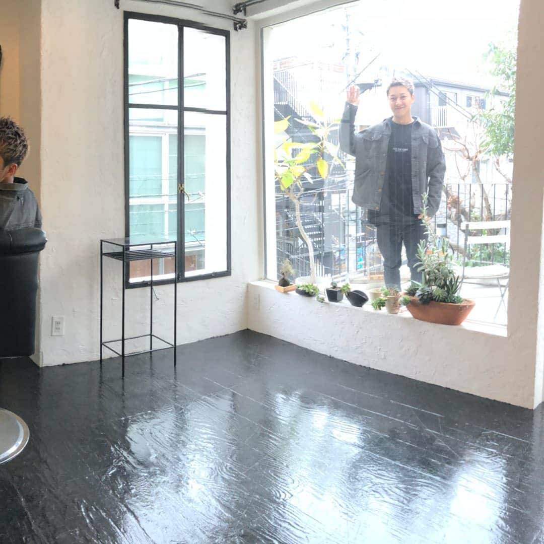 谷内伸也のインスタグラム：「4nya #パノラマン  #Have_a_nice_Dayt . #Hair_Salon #Dayt .」