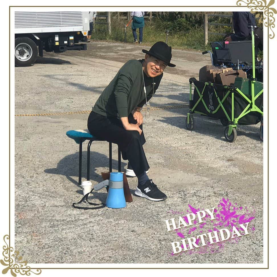 PRINCE OF LEGENDさんのインスタグラム写真 - (PRINCE OF LEGENDInstagram)「.﻿ 🎉🎉 #HappyBirthday 🎉🎉﻿ ﻿ 本日、"監督王子📣"こと﻿ 河合勇人監督のお誕生日です🎂﻿ おめでとうございます‼️﻿ ﻿ 素敵な1年になりますように🎬✨﻿ ﻿ #貴族降臨　#プリレジェ﻿ #貴族誕生」2月15日 17時27分 - prince.of.legend