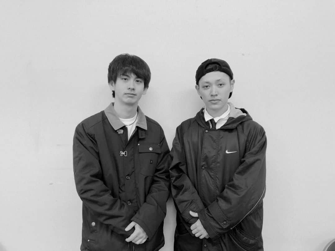 秋元龍太朗のインスタグラム：「安西慎太郎 一人芝居 「カプティウス」  2020.02.18 - 02.23 高田馬場ラビネスト  脚本・演出 ：  下平慶祐 底本：太宰治「人間失格」  稽古場にお邪魔してきた。 一人で85分、3万何千字を吐き出す姿は圧倒的。 想像を絶する集中力を観た。  23日の公演後アフタートークにもお邪魔します。」