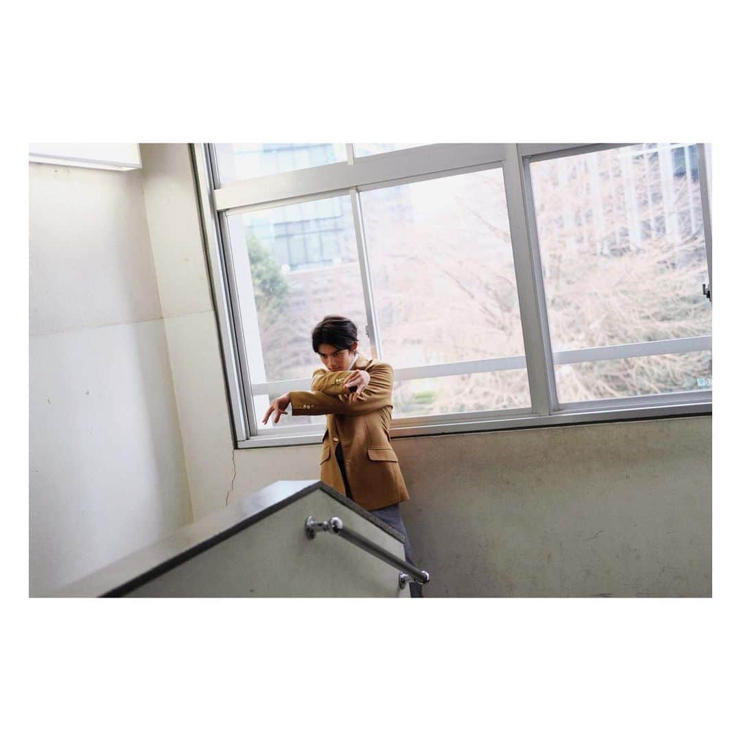 藤原大祐さんのインスタグラム写真 - (藤原大祐Instagram)「ハンサムによる演劇プロジェクト始動!! 7月、舞台『青春㎤』に出演します！  観に来てください！」2月15日 18時12分 - taiyu_fujiwara