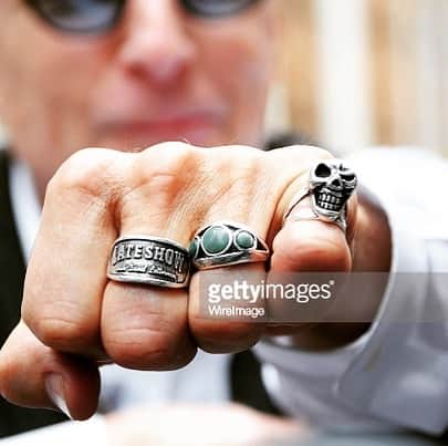 ウィル・リーさんのインスタグラム写真 - (ウィル・リーInstagram)「The rings are the things..... #lateshowwithdavidletterman #turquoise #sammydavisskull #thisboyslife」2月15日 18時18分 - unclewilllee