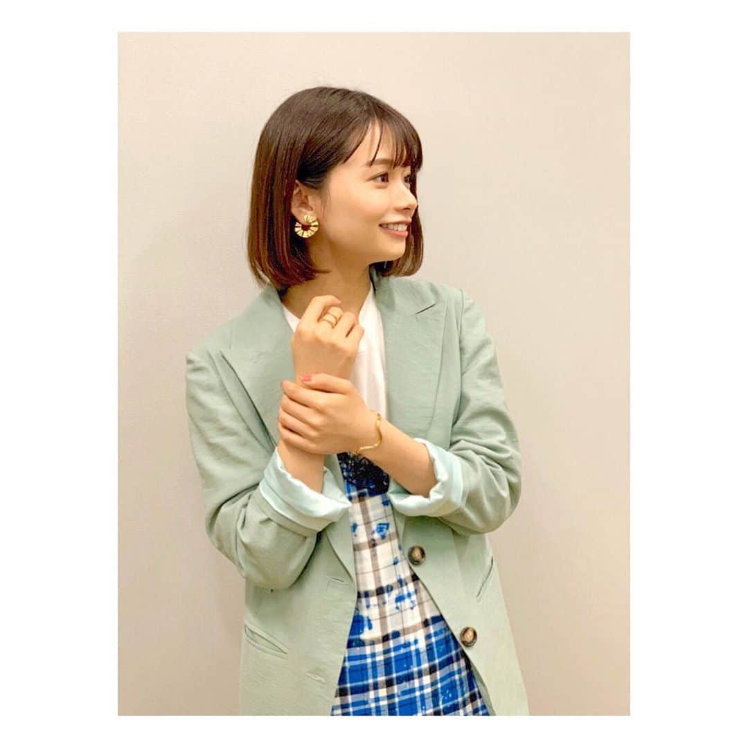足立佳奈のインスタグラム：「今夜21:30~22:00 📺TOKYO MX 『音ボケPOPS』という番組に  ゲスト出演します。 色んなことをお話させて頂きました😊ぜひ、今夜みてね！！」