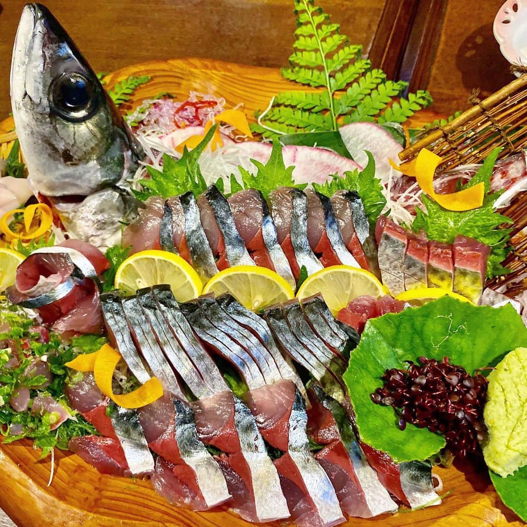 のインスタグラム：「#鮮度が命 #首折れサバ #食感 #味わい #濃厚 #海の恵み #感謝」