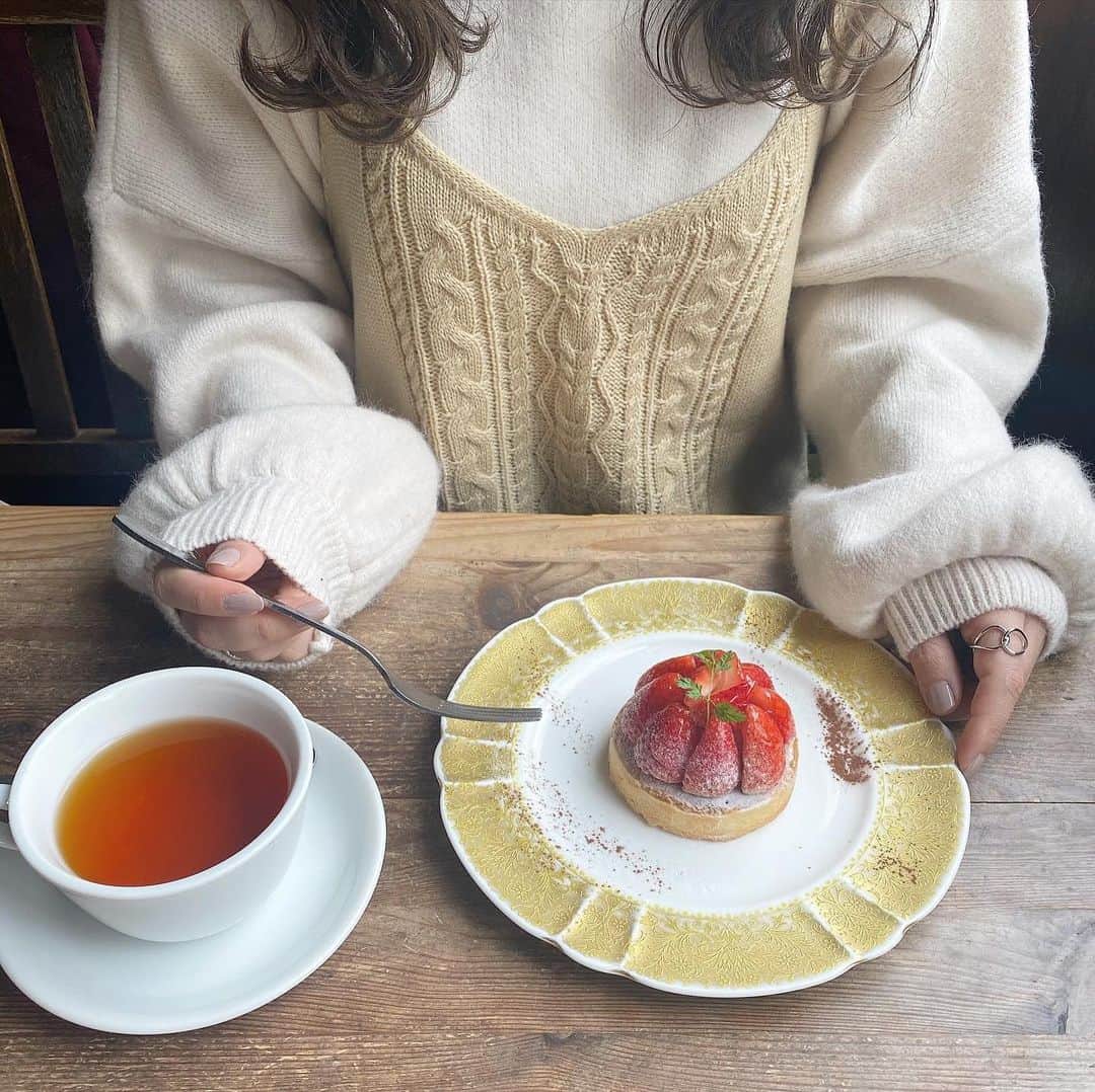 岡元優香のグルメインスタ