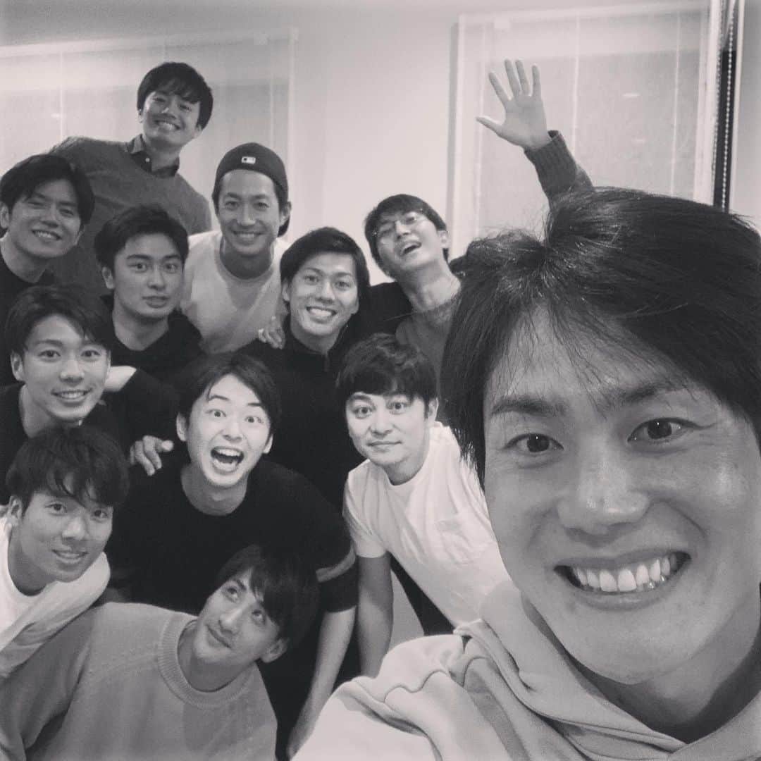のインスタグラム：「日テレ男子アナカレー🍛&餃子会🥟 楽しいー！！！ #日本テレビ　#アナウンサー　#男子会 #カレー　#餃子　#カプレーゼ」