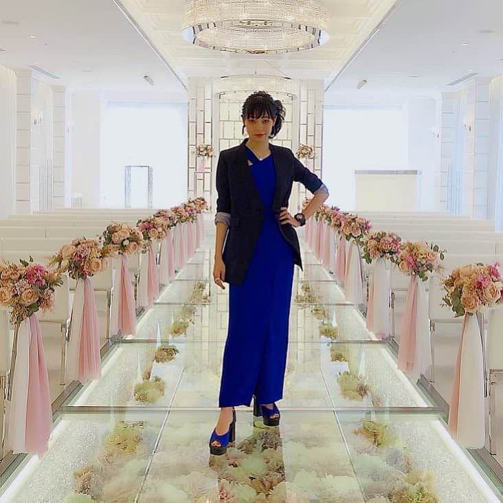 ジェニーのインスタグラム：「本日のU-FES Girlsの衣装はコレにしました(｀•ω•′)✧︎ 携帯の充電が残り1%なので投稿文をここまでにします。  一旦さらばだ。」