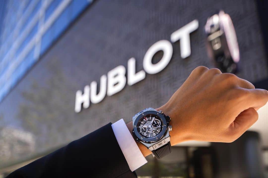 ウブロさんのインスタグラム写真 ウブロinstagram ウブロブティック大阪のおすすめは 人気が高い ビッグ バン ウニコ チタニウム セラミック スタイリッシュなデザインは 様々なシーンで活躍するタイムピースです Hublot Bigbangunico ウブロ ビッグバン