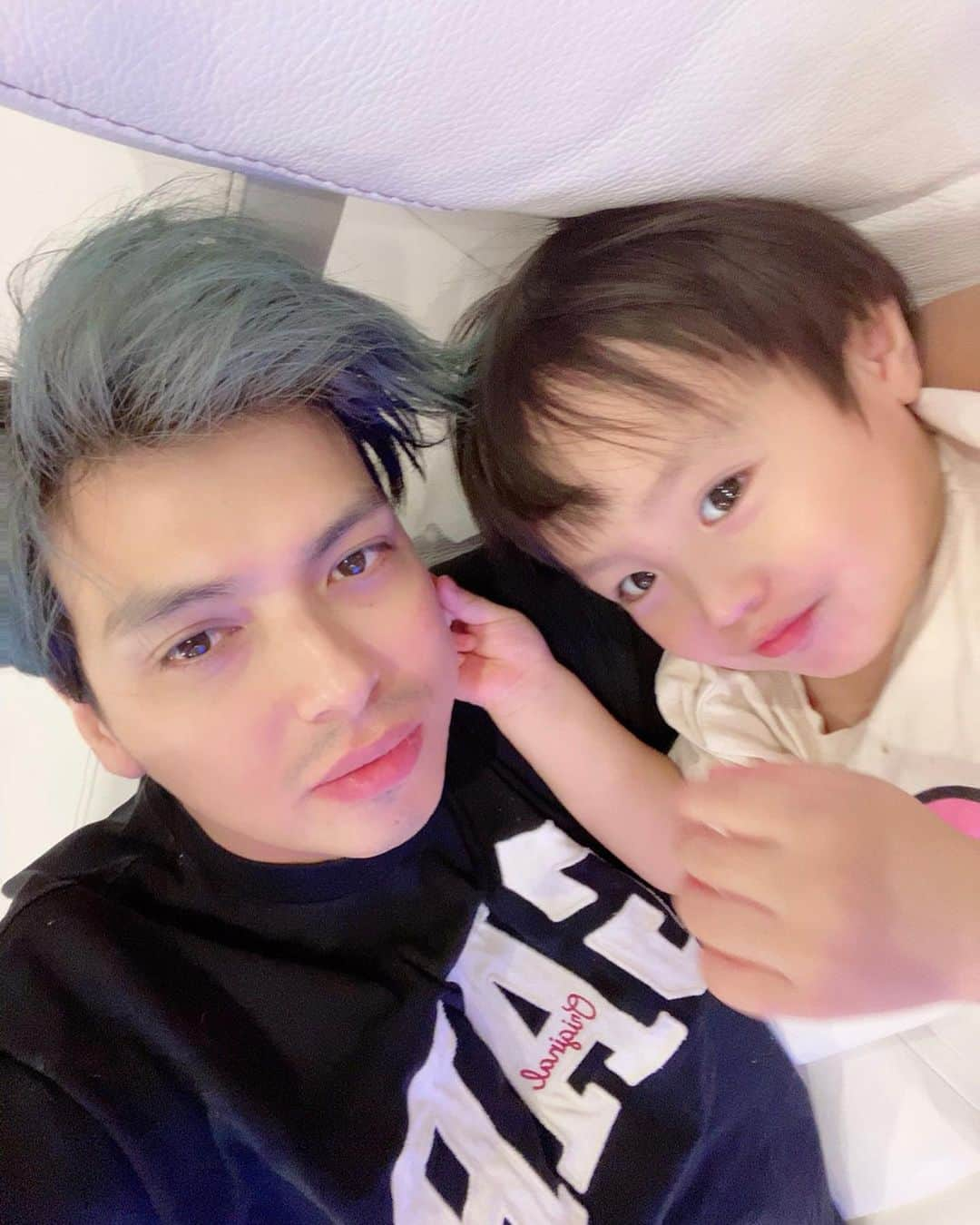 川崎希さんのインスタグラム写真 - (川崎希Instagram)「LOVE LOVE😘😘😘 #daddy #babyboy」2月15日 21時27分 - kawasakinozomi