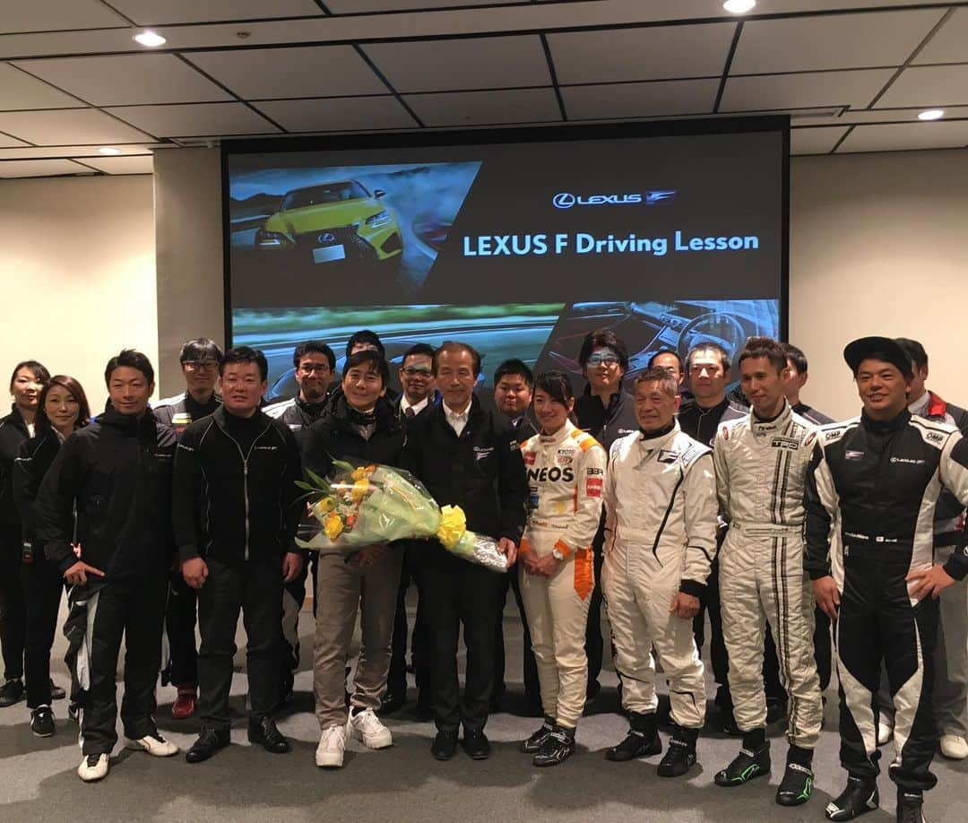 折目遼さんのインスタグラム写真 - (折目遼Instagram)「LEXUS F Driving Lesson 今回も沢山のFオーナー様と、様々なコンテンツを通して楽しませて頂きました。 そして最後は、矢口さんと集合写真！ またご一緒出来る事を楽しみにしています‼︎ お疲れ様でした！ #lexus #f #driving #lesson #fsw #needs24」2月15日 21時42分 - oriori0626