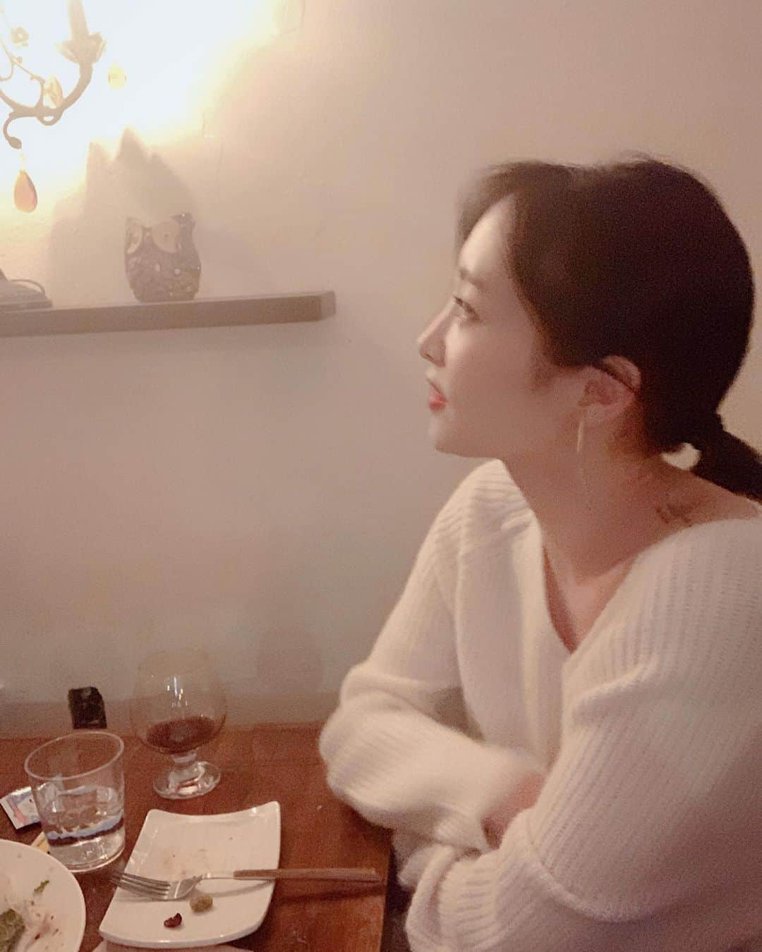 チョン・ニコルさんのインスタグラム写真 - (チョン・ニコルInstagram)「🙈🍷」2月15日 22時35分 - nicole__jung