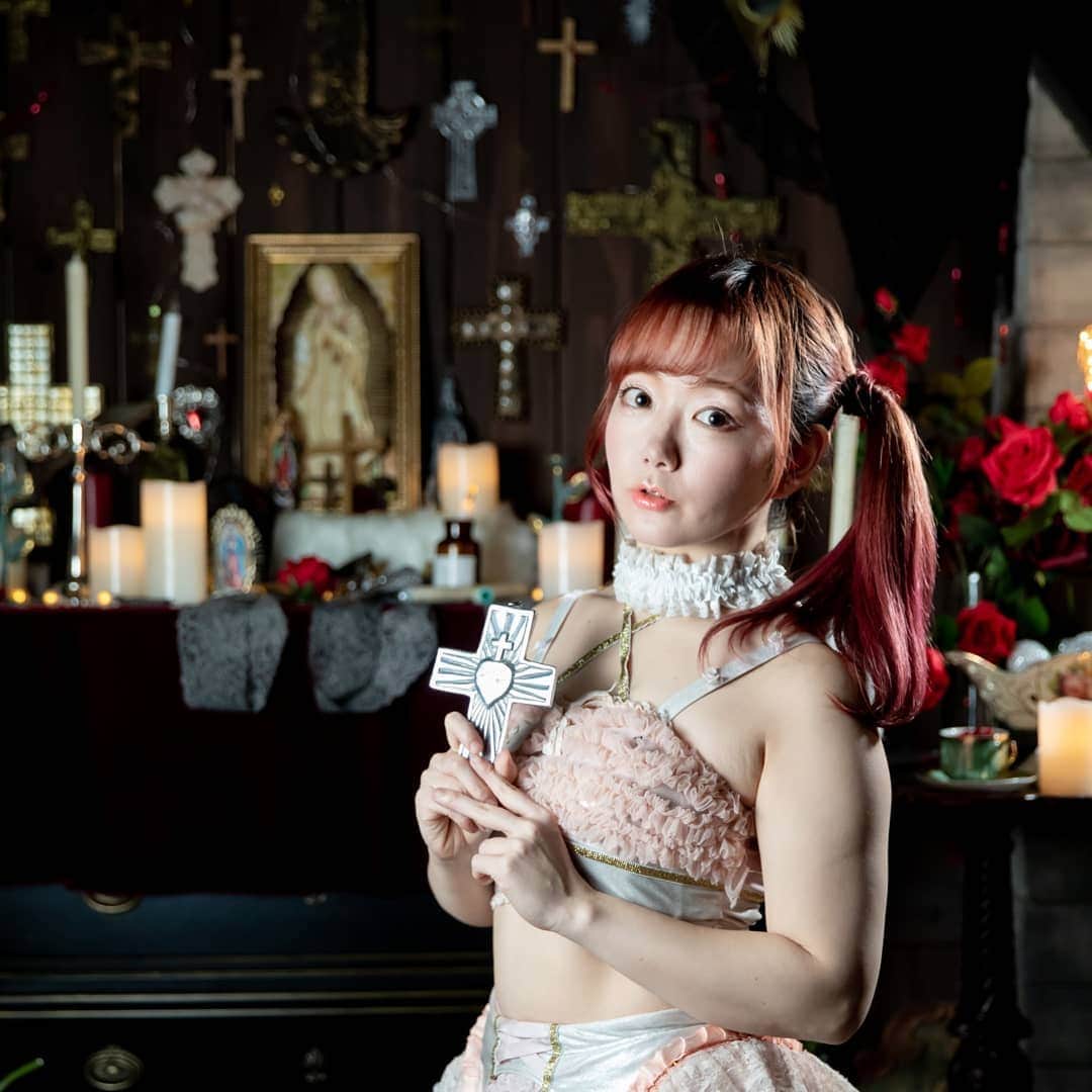 松本都さんのインスタグラム写真 - (松本都Instagram)「Pray for me ✝️」2月15日 22時43分 - matsumoto_miyako