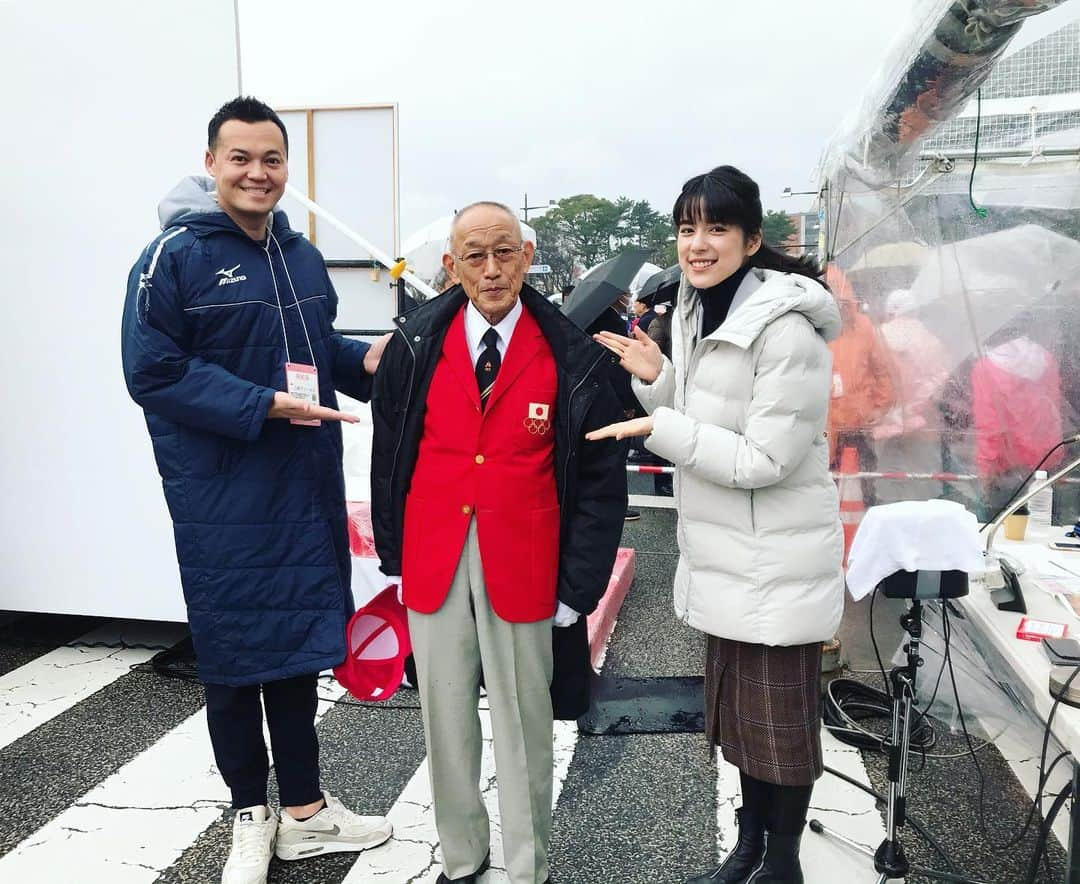 三好ジェームスさんのインスタグラム写真 - (三好ジェームスInstagram)「北九州マラソン🏃‍♂️ 五輪3度出場している君原健二さん！ 着用しているブレザーは、1964年の東京オリンピックの際に使用した日本選手団のユニフォームだそうです🇯🇵 今日は武田 伊央アナと一緒に会場のMCです！  #北九州マラソン#君原健二 さん#オリンピア#Olympia#マラソン#marathon#北九州#五輪#東京五輪#1964#着用ブレザー#rkb」2月16日 10時21分 - james.arita2946