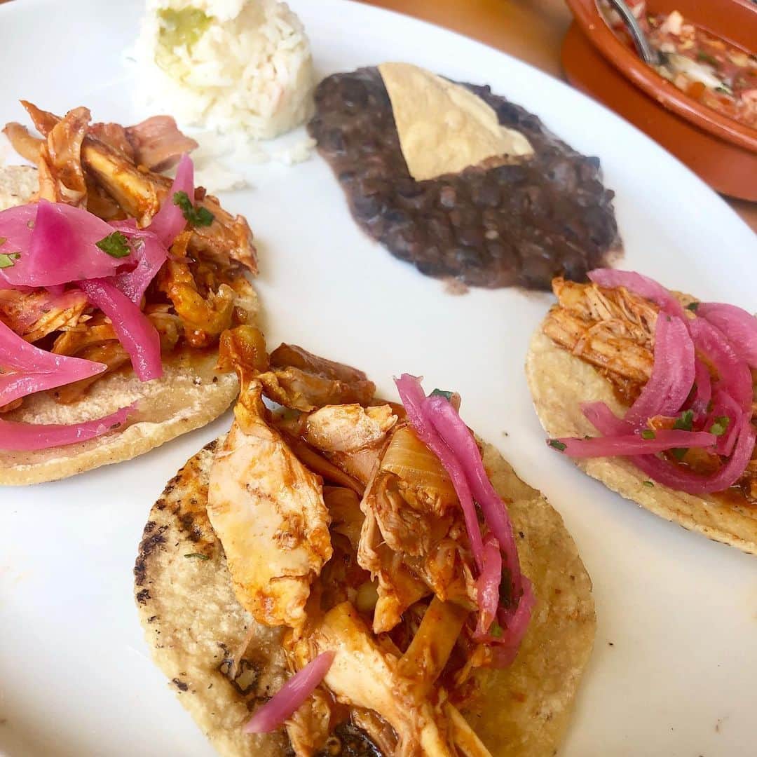 山田優依さんのインスタグラム写真 - (山田優依Instagram)「Mexican🇲🇽 . メキシコで楽しみにしていたのが 大好きなメキシカンを食べること😋 . 今回はちゃんとしたレストランで食べたけど、 今度は街のローカルグルメにチャレンジする✊🏻✨ . #Mexico #cozmel #QuintanaRoo #CaribbeanSea #Cruise #CaribbeanCruise #CarnivalConquest」2月16日 10時16分 - yui_gourmetwalker