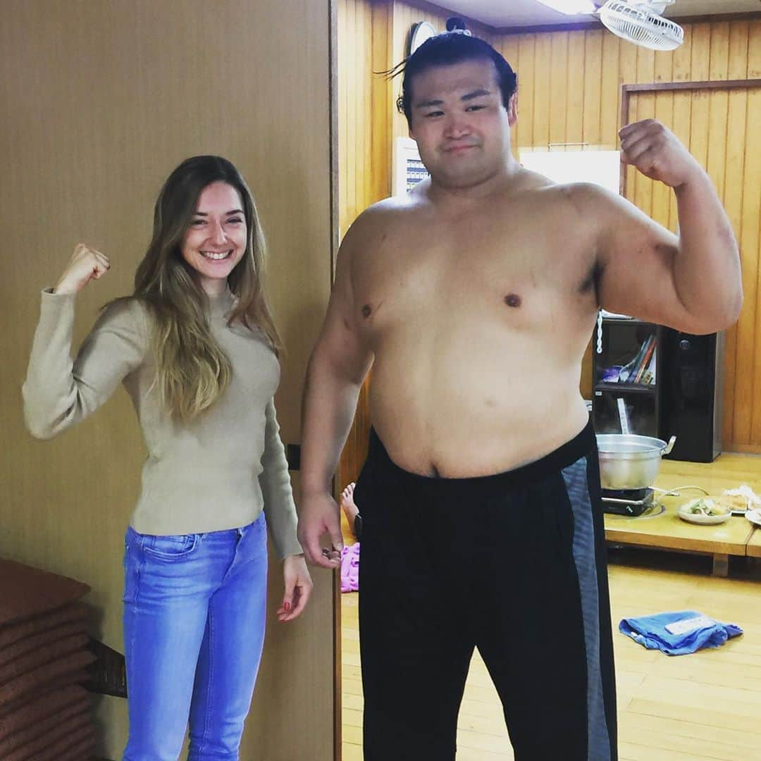 ミカエル・ミシェルさんのインスタグラム写真 - (ミカエル・ミシェルInstagram)「To discover sumo training ⛩💪👊 Unbelievable🔥😍」2月16日 10時07分 - mickaelle_michel_officiel