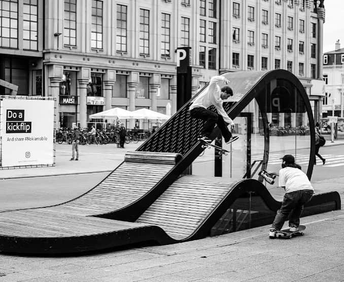 ヴィンセント・ミルウ のインスタグラム：「“Bx tape” the new little @wastedparis video is now live 👁 link in @wasted_skateboarding bio 🤝✔️ 📹  @lardon_dp」