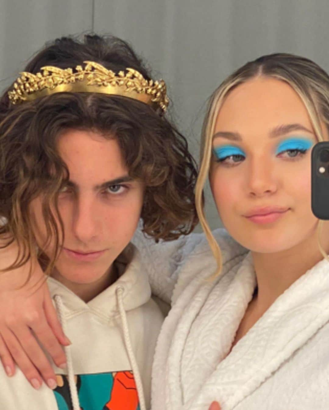 マディー・ジーグラーさんのインスタグラム写真 - (マディー・ジーグラーInstagram)「i have no explanation for these」2月16日 5時46分 - maddieziegler