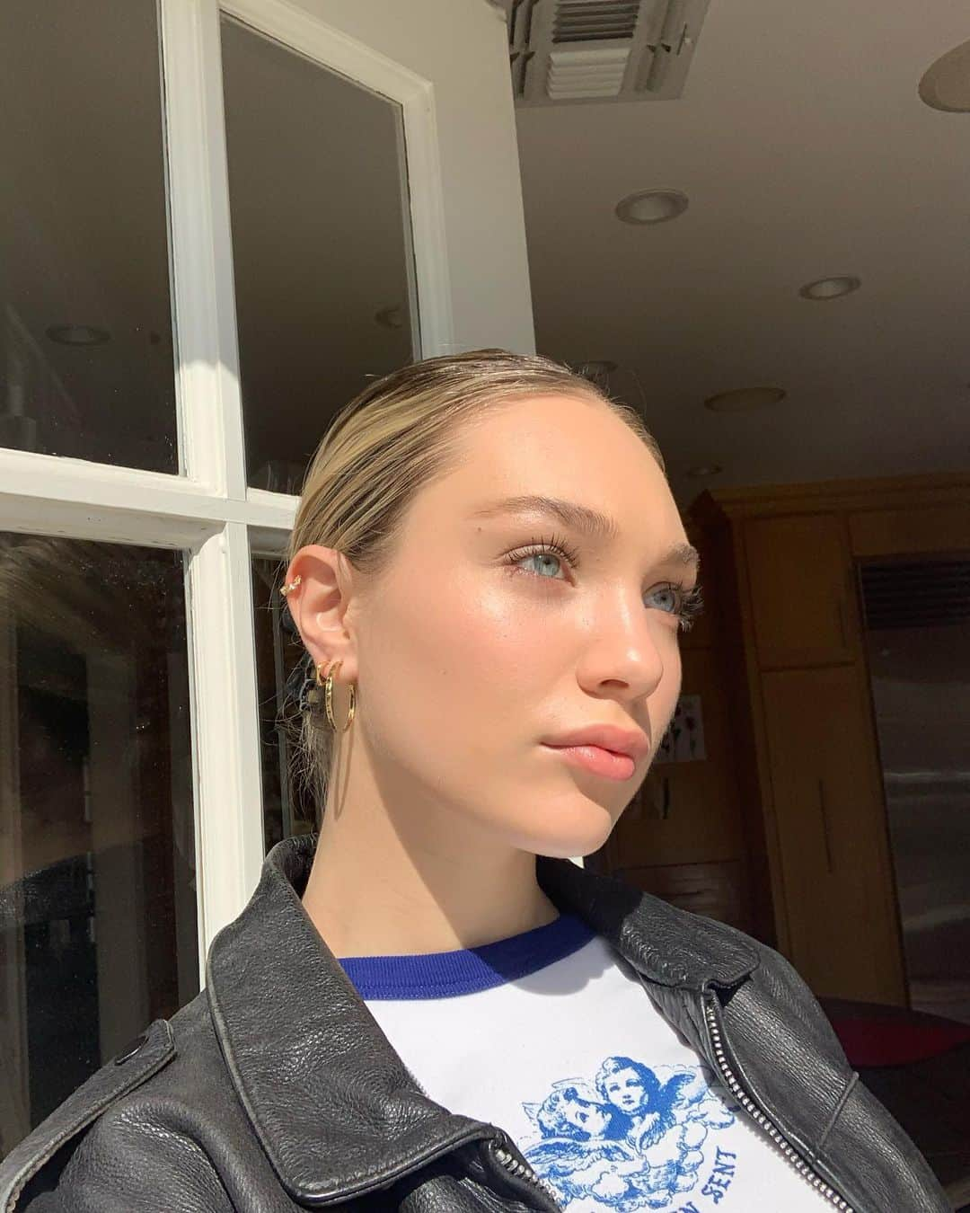 マディー・ジーグラーさんのインスタグラム写真 - (マディー・ジーグラーInstagram)「i have no explanation for these」2月16日 5時46分 - maddieziegler