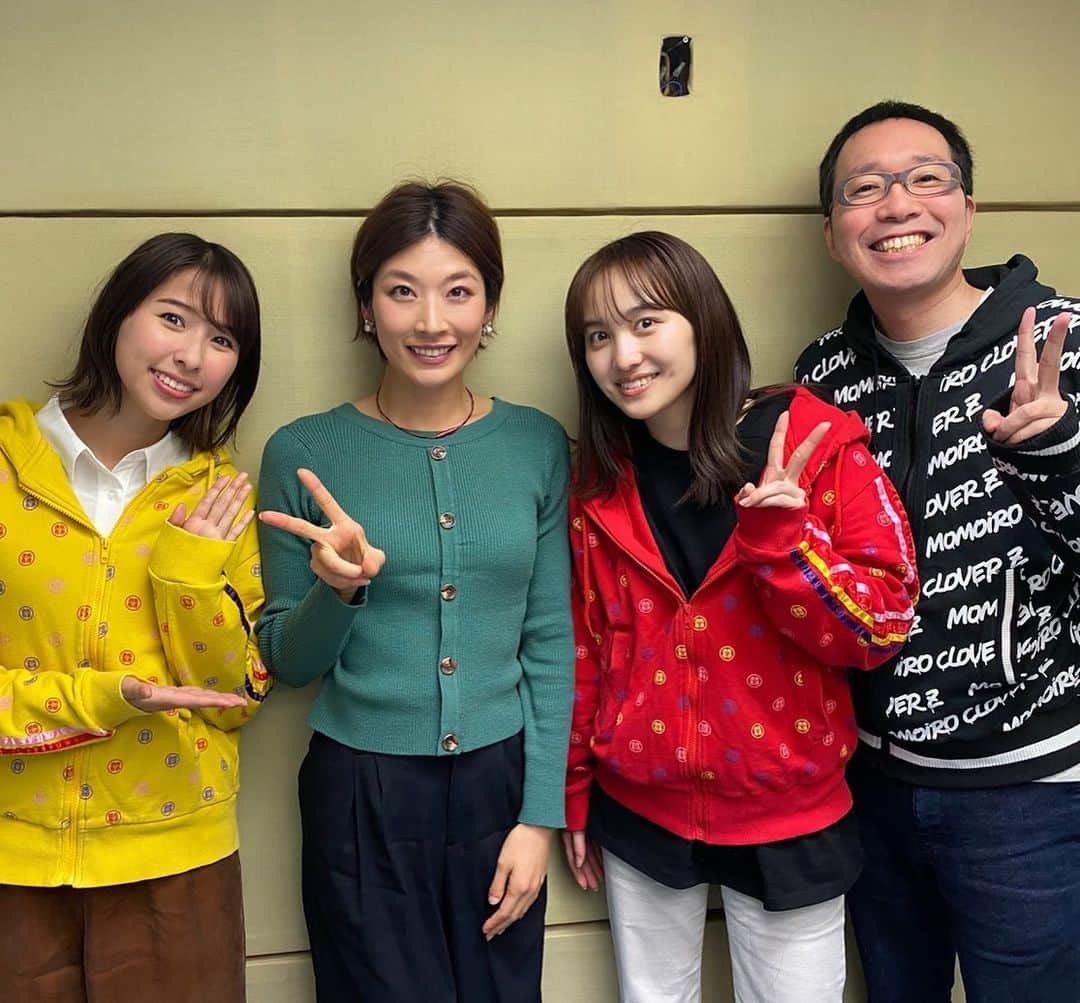 西谷綾子のインスタグラム：「✴︎ 大好きな番組に🌸☺️💞✨ 2/16(日)16:00〜TOKYO FM 「ももいろクローバーZのSUZUKIハッピー🍀クローバー！」 出演します😍‼️ 聴いてね🍓🍓 ・ #ももクロ #ももいろクローバーz  #tokyofm #radio #radiko #music #run #sleep #音楽  #睡眠改善インストラクターayako」