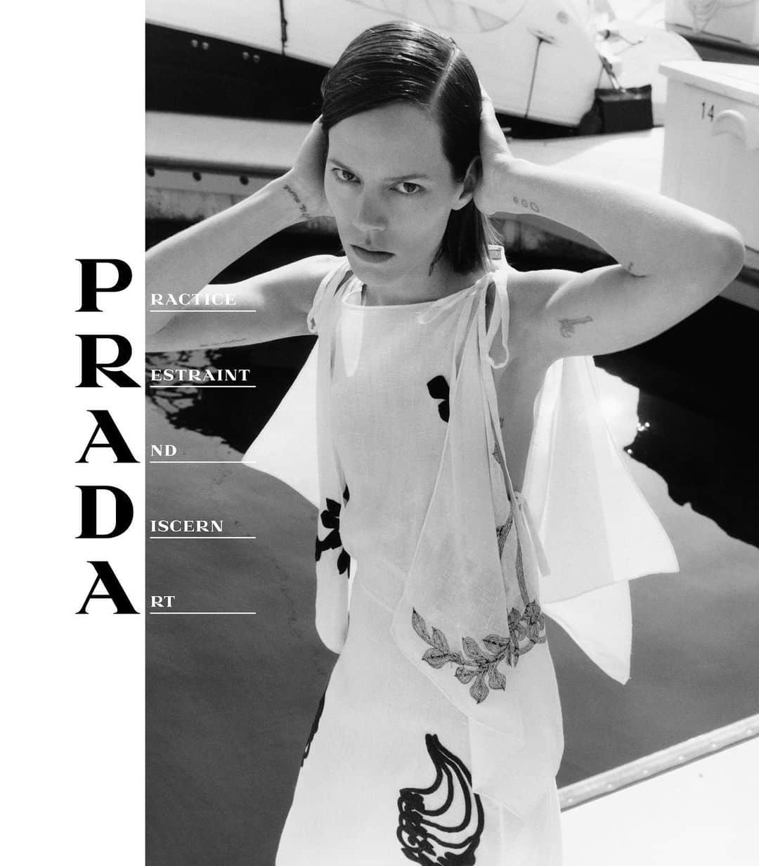 プラダさんのインスタグラム写真 - (プラダInstagram)「Practice Restraint And Discern Art: #PRADA. Like the acronyms, each image of the campaign offers a different perspective - through these differing views on the world, they in fact propose entirely different worlds, personal to each, shifting our perceptions. See the #PradaSS20 campaign via link in bio. Photography @jamie.hawkesworth Creative Direction @ferdinandoverderi Stylist #OlivierRizzo Model @frejaerichsen #PradaAcronyms」2月16日 8時00分 - prada