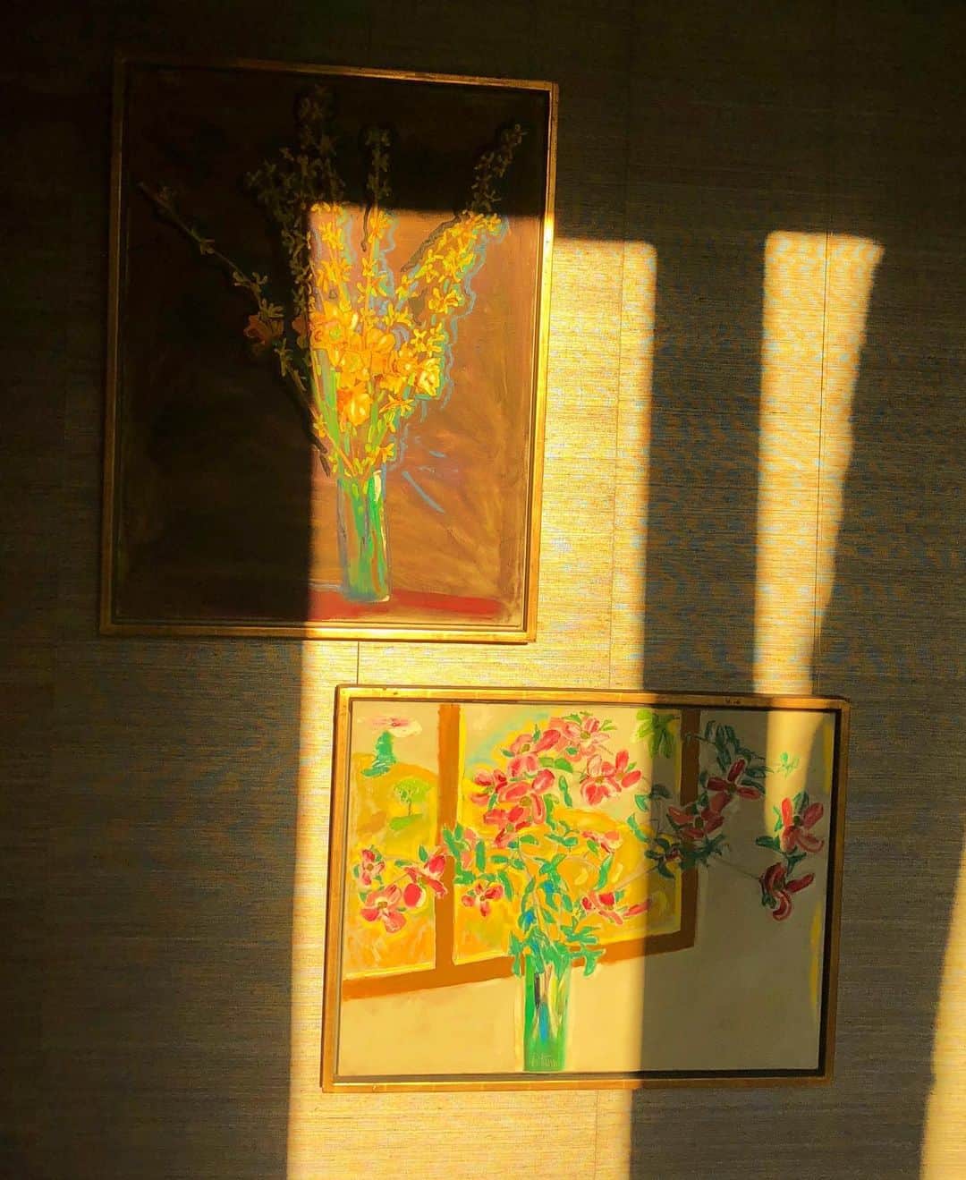 イマン・アブドゥルマジドさんのインスタグラム写真 - (イマン・アブドゥルマジドInstagram)「Art & evening light #home」2月16日 8時03分 - the_real_iman