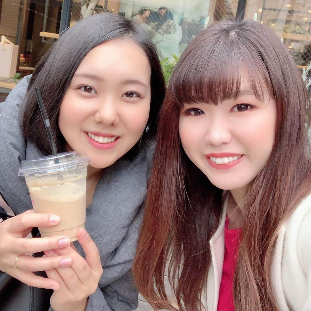 若狭知恵のインスタグラム：「﻿ ﻿ 大好きな後輩のみあこと表参道ランチ🥰❤️﻿ ﻿ 美味しいお洒落なお店でした🍴✨﻿ ﻿ いつも楽しい時間をありがとう〜〜💖💖﻿ ﻿ 次は夫婦同士でコストコ行くの☺️﻿ たのしみ〜❤️﻿ ﻿ #表参道ランチ#大好きな後輩#もはや後輩ではない #大好きな友達 #lounge1908 #店員が全員イケメン #johnmastersorganics#ありがとう❤️」