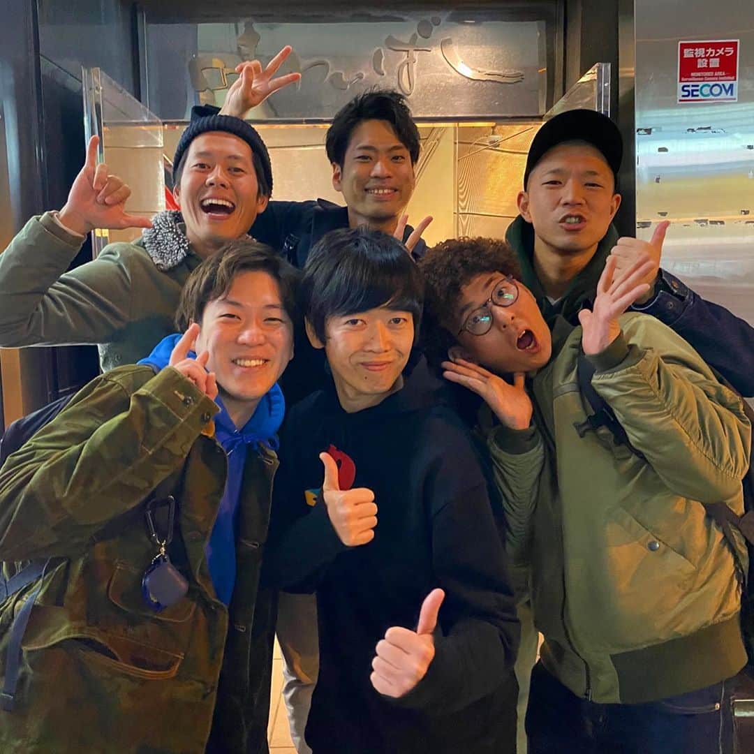 羽尻紘規のインスタグラム：「ytv特番 次世代お笑い戦隊ギャグレンジャー の打ち上げ🥇🥇 有難や、有難や」