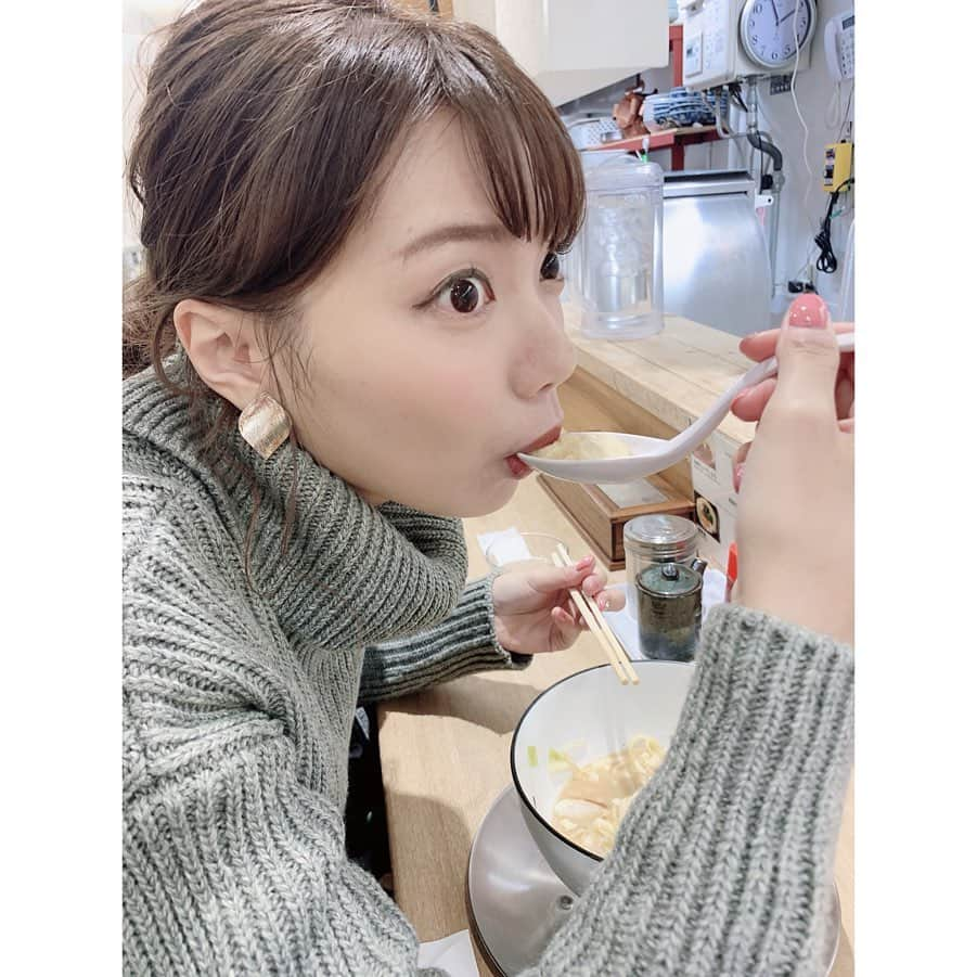 加藤里奈（カトリーナ）さんのインスタグラム写真 - (加藤里奈（カトリーナ）Instagram)「『茶碗蒸しラーメン』 初めて食べました😳✨ めちゃくちゃ美味しかったー😭❤️ * ＜お店情報＞ 『茶碗蒸しらーめん専門店 丹頂 天神橋店』 📍大阪市北区天神橋4-6-17 天神橋筋商店街4番街内 06-6358-1517 🚃JR環状線天満駅 大阪メトロ堺筋線扇町駅 * * #大阪グルメ #大阪 #大阪観光 #大阪旅行 #大阪ランチ #osaka #osakajapan #osakafood #osakatravel #osakatrip #天神橋筋六丁目 #天神橋筋商店街 #天満グルメ #天満 #天満橋グルメ #らーめん #丹頂 #茶碗蒸し #茶碗蒸しラーメン #ラーメン #ラーメン大好き #ラーメン好きな人と繋がりたい #ラーメンインスタグラマー #ラーメン巡り #ラーメン部 #ラーメン好き #日帰り旅行 #日帰り #食べ歩きグルメ #食べ歩き」2月16日 18時49分 - rinakatoktriiina