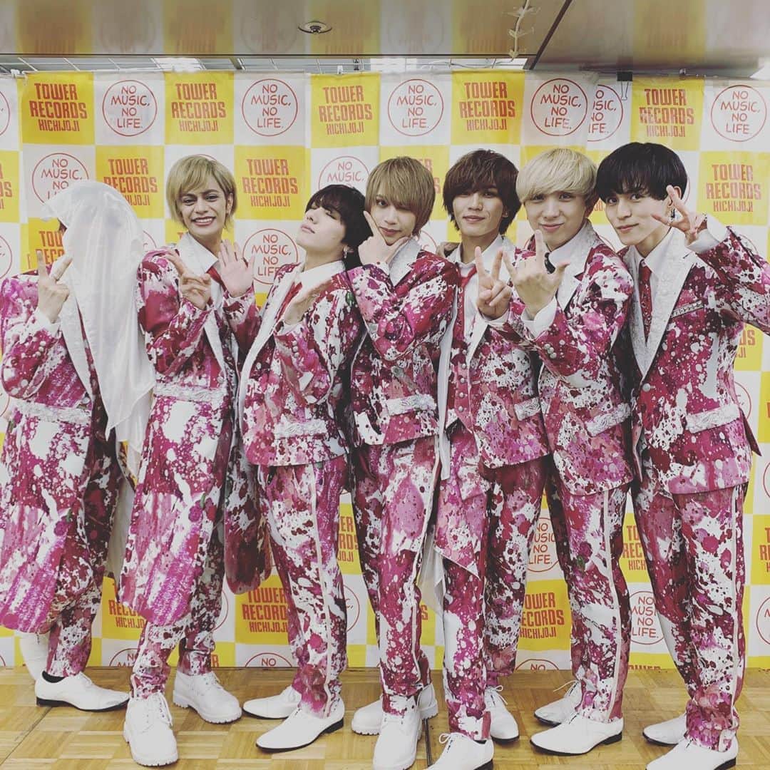 BUZZ-ER.のインスタグラム