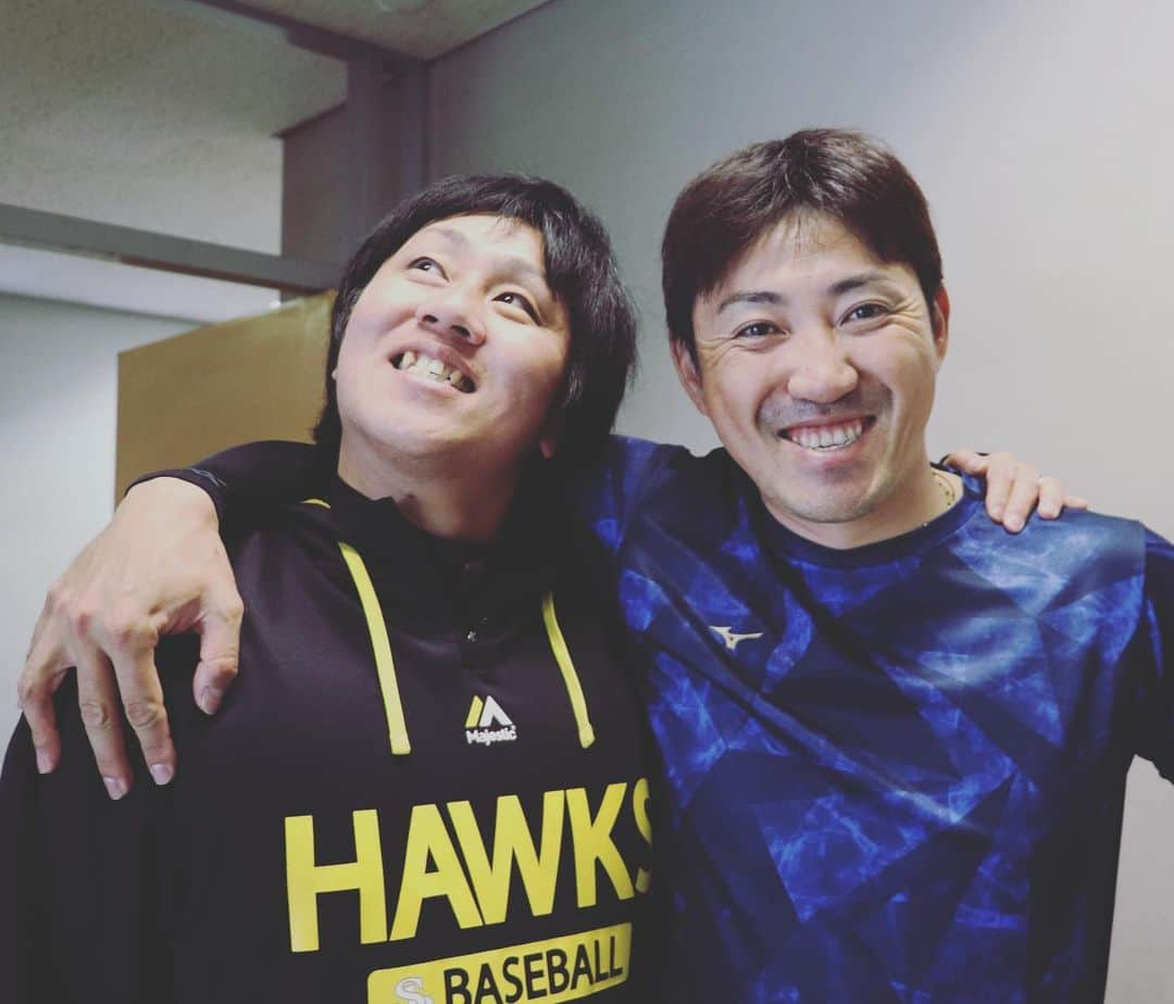 福岡ソフトバンクホークスさんのインスタグラム写真 - (福岡ソフトバンクホークスInstagram)「#宮崎春季キャンプsupportedbyjwave #第4クール2日目 #腹筋 #容赦ないコーチ#本多コーチ#周東佑京 #苦渋の表情 #涼しい顔#高田知季 #詰め寄る#川島慶三 #堂々と#隠し撮りしました#明石健志 #本気の笑顔#釜元豪 #久々の#ナイスコンビ#内川聖一#帆足さん #softbankhawks #ホークス #s15」2月16日 19時23分 - softbankhawks_official