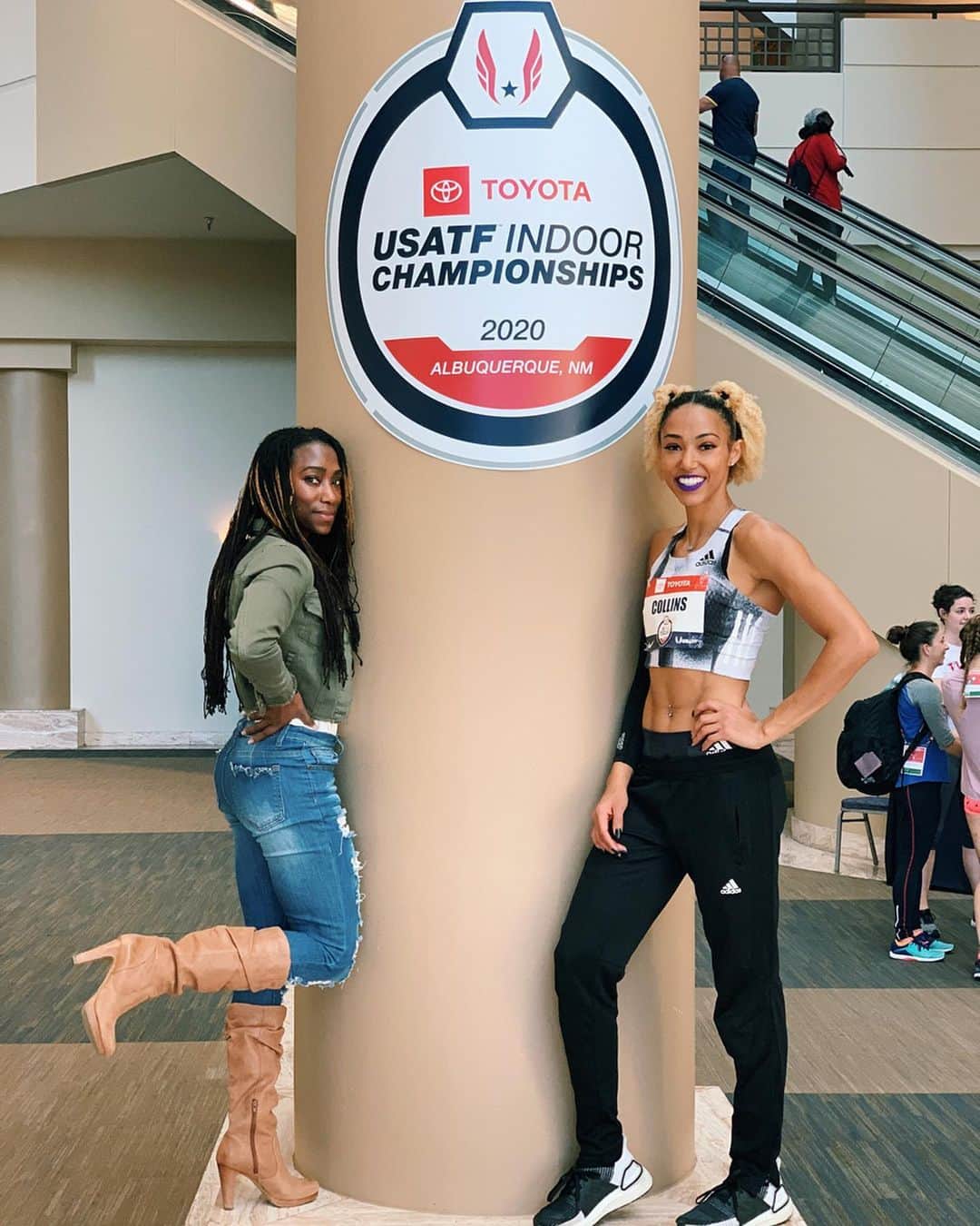 Shania COLLINSさんのインスタグラム写真 - (Shania COLLINSInstagram)「4th today at USA Indoor Champs! Feeling positive & ready for Outdoor Szn! 💪🏽 ~ ~ & always happy to see my mom @meka15__ 🥰💕」2月16日 11時44分 - collins_shania