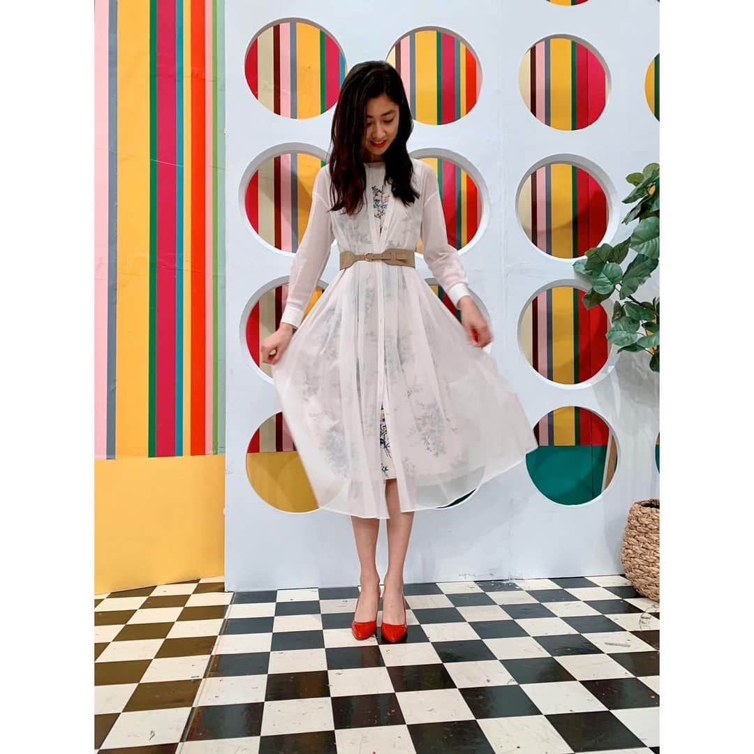 熊井友理奈さんのインスタグラム写真 - (熊井友理奈Instagram)「_  @jillstuart.jp 💐  ロケもスタジオも JILLSTUARTのお洋服でした❤︎ _  #tbs #王様のブランチ  #jillstuart  #onepiece  #春コーデ」2月16日 12時26分 - kumai_yurina