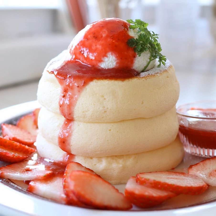 RETRIP<リトリップ>グルメのグルメインスタ