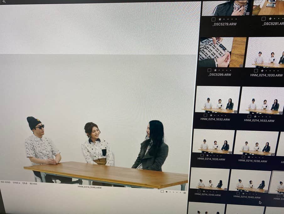 東紗友美さんのインスタグラム写真 - (東紗友美Instagram)「先日、スターウォーズ座談会の撮影がありました📷 わたしがスターウォーズを好きになった理由、 日常生活にスターウォーズを落とし込む喜び。 ガジェット評論家のハイロックさん（面白い😊）と、 仲良しの映画ライターのタケル君（やさしい😊）と語りました。 @hirock_fnd  @takerumovie  楽しくて秒で時間が終わりました...。 予想はしてたけど知ってるさ、知ってたさ。 1時間くらいお話ししていたのですが体感的には3.4分でした。笑← わたしは発言が小学生並みだったみたいで、ひたすら2人に突っ込まれながらも語らいました。笑 記事が楽しみ！ あらためて思いましたがアナキンが愛する人のために闇落ちしていく様子、もう大好きなんですけどー！！ 私いろいろ皆さんと話してて気付いたのですが、シス派かもしれないな...。 そんな今後の人生を左右する脅威の発見をしたり。濃密でした。 もう少し時間できたら久しぶりに全部見直そう。 ・ ・ もちろん今回のお洋服は、 スターウォーズオリジナルスティッチで👕✨ 半袖バージョンも襟なしバージョンも可愛くて。 他のも作りたくなりました。 ・ ・ ありがとうございました^_^ #スターウォーズ #starwars  #映画 #originalstitch  #maytheforcebewithyou  #スターウォーズスカイウォーカーの夜明け  #スターウォーズコーデ」2月16日 12時38分 - higashisayumi
