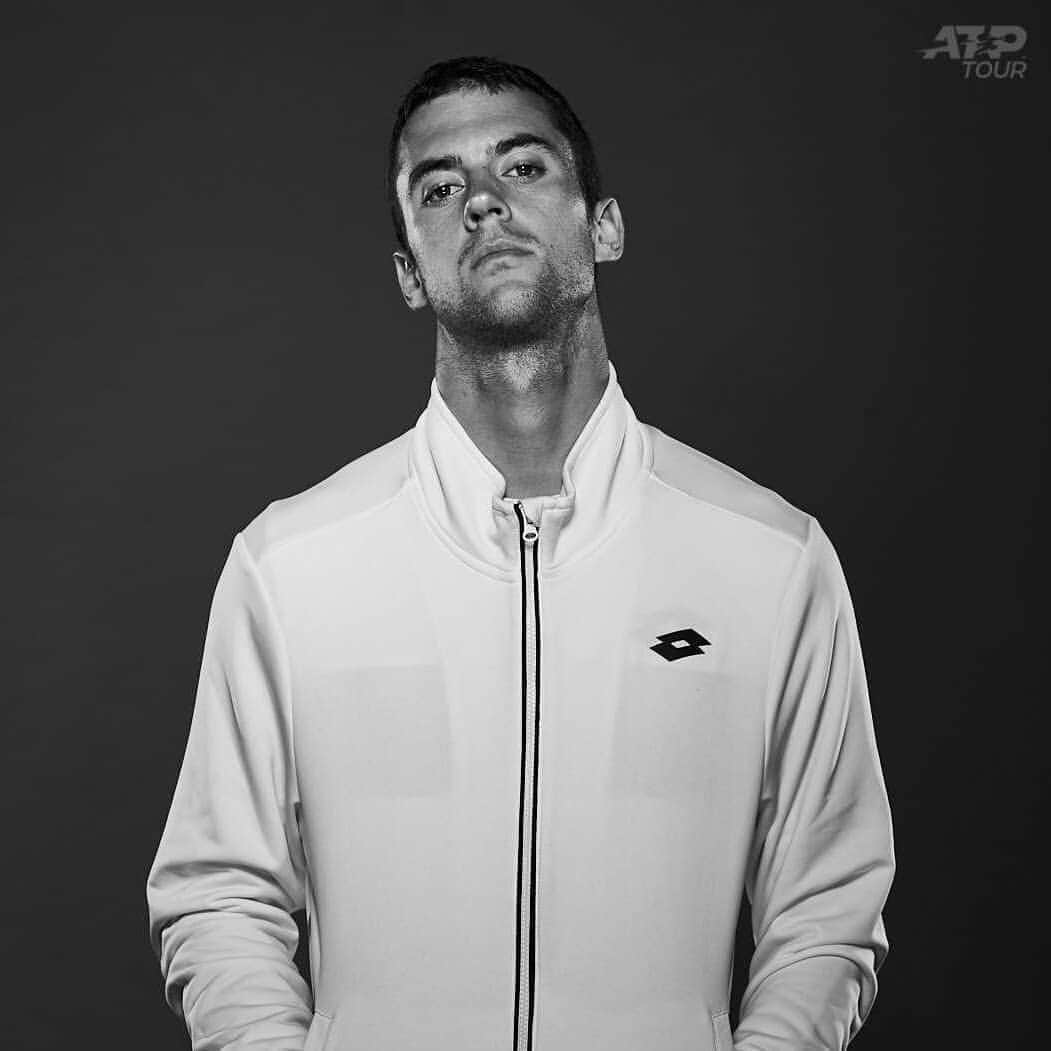 ラスロ・ジェレさんのインスタグラム写真 - (ラスロ・ジェレInstagram)「It's hard to describe how sad and dissapointed I am right now that I have to withdraw from @rioopenoficial. I suffered an abdominal injury during my last match which is preventing me to compete and play my favourite event where I made my biggest breakthrough and won my first Atp title last year. I was really looking forward to play again in Rio de Janeiro, but it won't happen this year unfortunately. It was a hard decision, but I have to take care of my body first so that I will be able to get back on court as soon as possible.😞💔 ••• Teško je opisati koliko sam tužan i razočaran trenutno što moram da otkažem ovogodišnji @rioopenoficial. Povredio sam trbušnjak tokom poslednjeg meča što će me sprečiti da igram na svom omiljenom turniru gde sam prošle godine postigao svoj najveći uspeh i osvojio prvu Atp titulu. Jako sam čekao da ponovo igram u Rio de Žaneiru, ali to se nažalost neće desiti ove godine. Bila je teška odluka, ali u ovom momentu prvo moram da se pobrinem za svoje telo kako bih se što pre vratio na teren. 😞💔」2月16日 14時34分 - lacidj_95