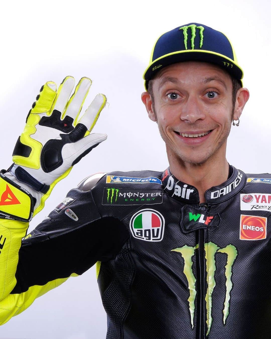 MotoGPさんのインスタグラム写真 - (MotoGPInstagram)「Tanti auguri to the one and only @ValeYellow46 who turns 4⃣1⃣ years old today! 🎂 Enjoy your day, Vale! 🎉 🥳 #HappyBirthday #TantiAuguri #VR46 #ValentinoRossi #Birthday #MotoGP #Motorcycle #Racing #Motorsport」2月16日 15時31分 - motogp