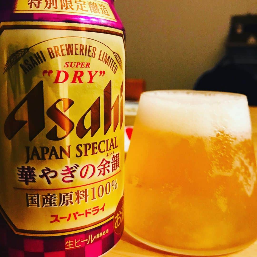 堀井亮佑のインスタグラム：「香りがすごい。華やぎますなー😍　#beer #堀井ビールログ」