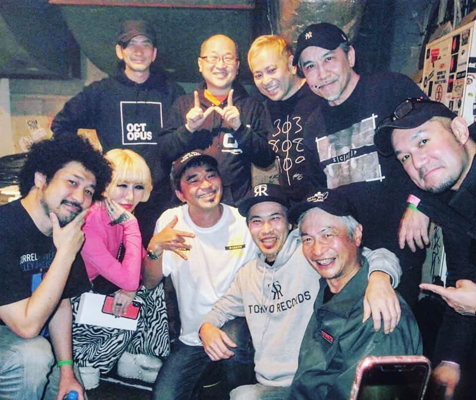 のインスタグラム：「#roadto909」