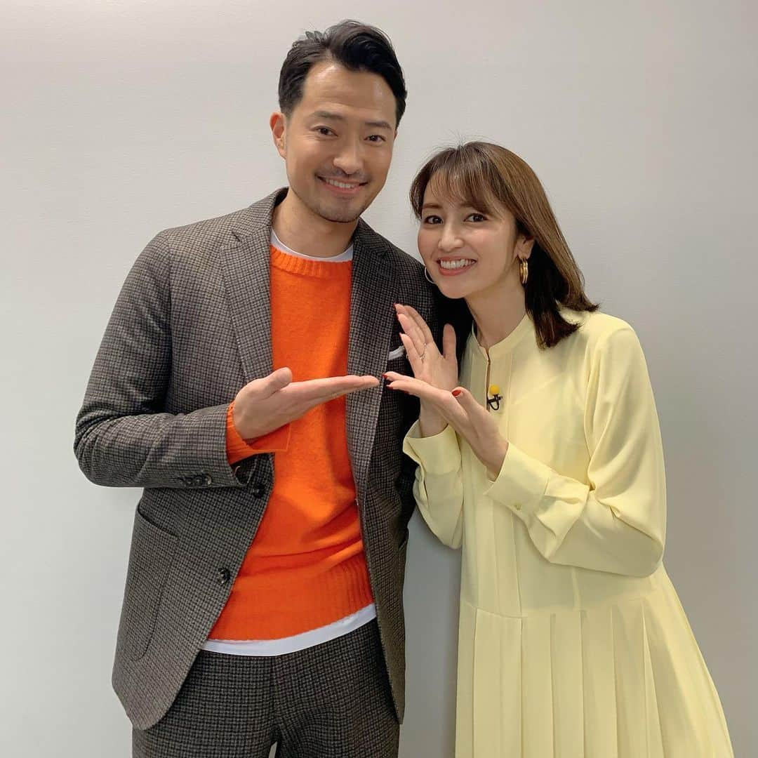 矢田亜希子さんのインスタグラム写真 - (矢田亜希子Instagram)「前川泰之くんと久々に収録時に再会‼︎ あっという間に3人のお子様のパパ‼︎また今度ゆっくりね‼︎ そして、ガンバレルーヤのよしこさんとまひるさんにもお会いできました♡ #前川くん相変わらずイケメン#何年振りだろう#ドラマ逃亡弁護士振りかな#スタイル抜群#スタイルが普通じゃないから目立ちすぎ#ガンバレルーヤ さん#いつもニコニコ素敵#人生イロイロ超会議#黄色いワンピースは @barneysjapan」2月16日 16時53分 - akiko_yada