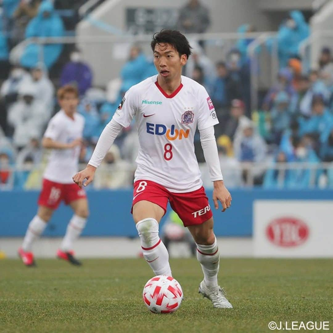 サンフレッチェ広島さんのインスタグラム写真 - (サンフレッチェ広島Instagram)「. ⚽JリーグYBCルヴァンカップ　グループステージ第1節　試合結果⚽ 横浜FC　0-2　サンフレッチェ広島 前半：0-1 後半：0-1 【得点者】ドウグラス・ヴィエイラ、レアンドロ・ペレイラ  2020シーズン公式戦初戦を、勝利で飾ることができました✨ 雨の降る中、最後まで熱いご声援をありがとうございました🎶  #森島司 選手 #川辺駿 選手 #ドウグラスヴィエイラ 選手 #ハイネル 選手 #レアンドロペレイラ 選手 #浅野雄也 選手 #城福浩 監督 #sanfrecce #積攻」2月16日 17時46分 - sanfrecce.official