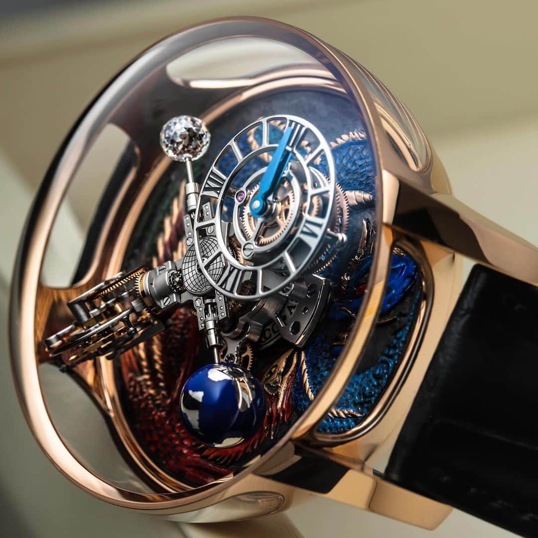 Daily Watchさんのインスタグラム写真 - (Daily WatchInstagram)「Incredible details on the @Jacobandco Astronomia Dragon & Phoenix with the exclusive manual winding JCAM18 movement 👌🏼」2月17日 4時52分 - dailywatch