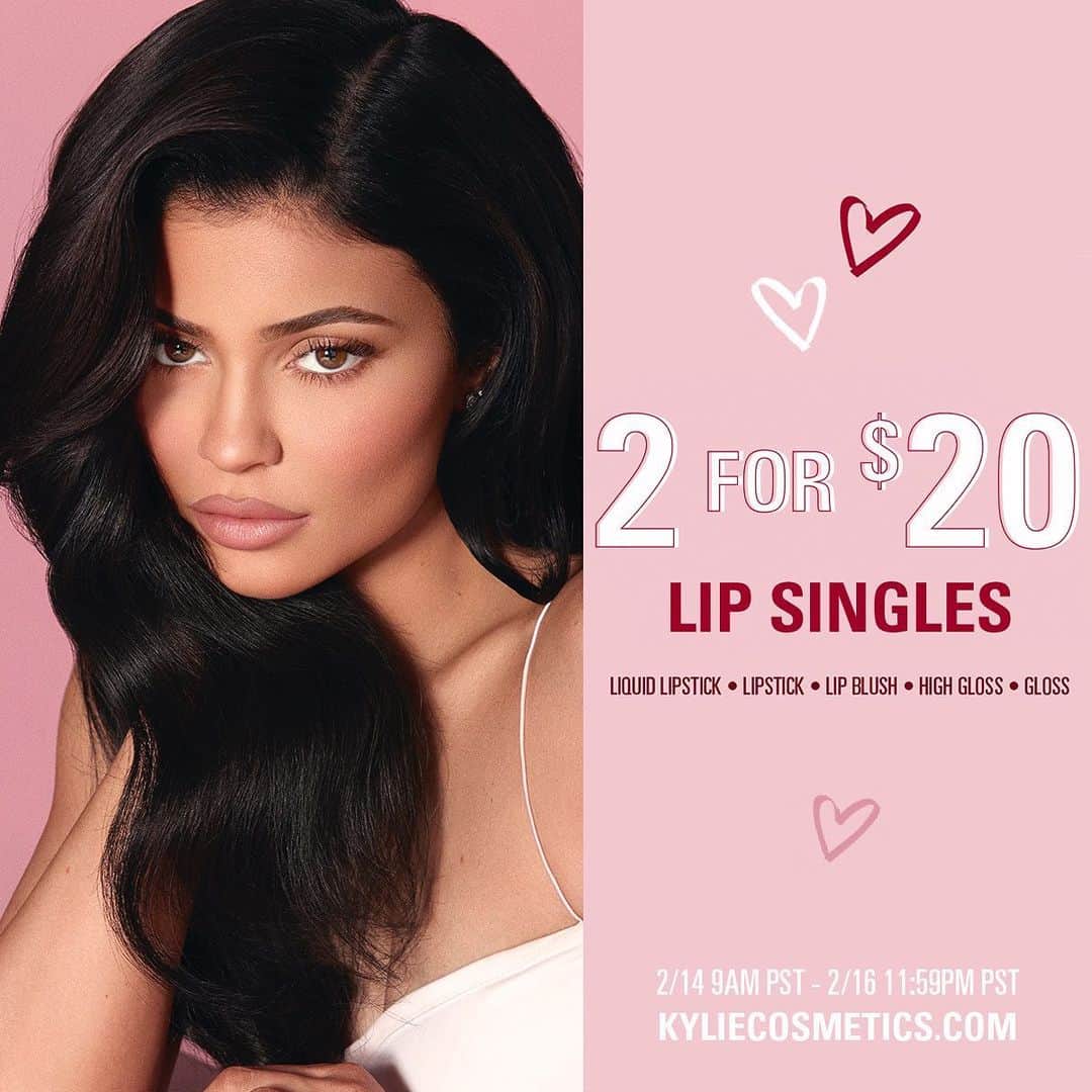 クリス・ジェンナーさんのインスタグラム写真 - (クリス・ジェンナーInstagram)「Happy Sunday!! Today is the last day to shop @kyliejenner’s 2 for $20 lips sale!! KylieCosmetics.com 😍💗 #KylieCosmetics #HappyShopping」2月17日 3時36分 - krisjenner