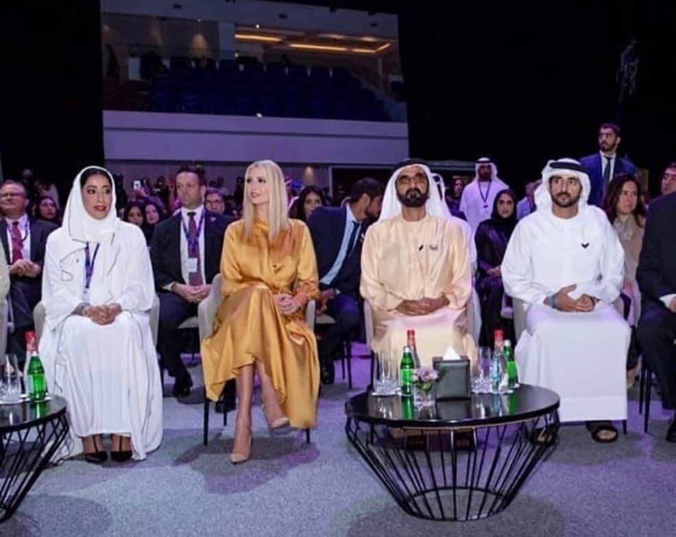イヴァンカ・トランプさんのインスタグラム写真 - (イヴァンカ・トランプInstagram)「Thank you to His Highness Sheikh Mohammed bin Rashid Al Maktoum and Her Highness Sheikha Manal bint Mohammed Al Maktoum for your gracious welcome.  It was an honor to speak to at the Global Women’s Forum Dubai and We-Fi Regional Summit. #WGDP 🇺🇸🇦🇪」2月16日 19時59分 - ivankatrump