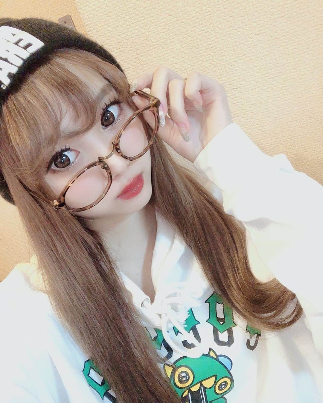 嶋谷愛（あいちゅん）のインスタグラム：「黒コン最強説。🖤 . . . #newera #cocolobland #556 #lfl」