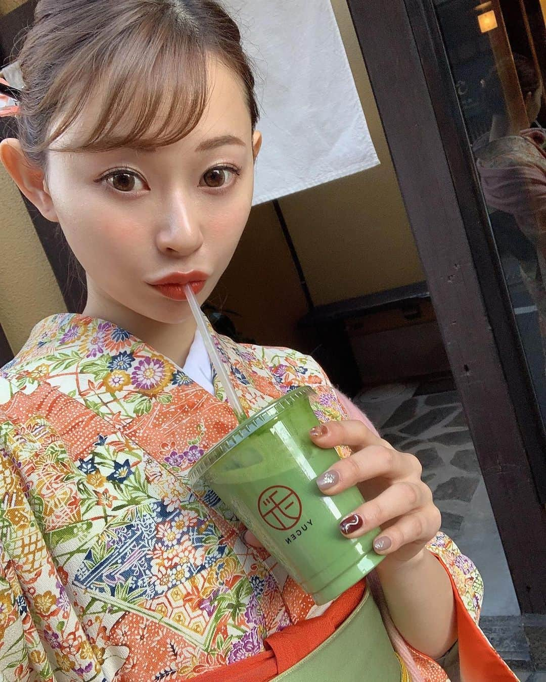 karen okajimaさんのインスタグラム写真 - (karen okajimaInstagram)「ㅤㅤㅤ  るんるん🎶🥰 ㅤㅤㅤ  #yugen #抹茶 #抹茶ラテ #お茶屋  #京都カフェ #Kyoto #Kyotocafe  #グルメ岡島 #岡島かれん #京都お茶」2月16日 20時19分 - karenokajima0318