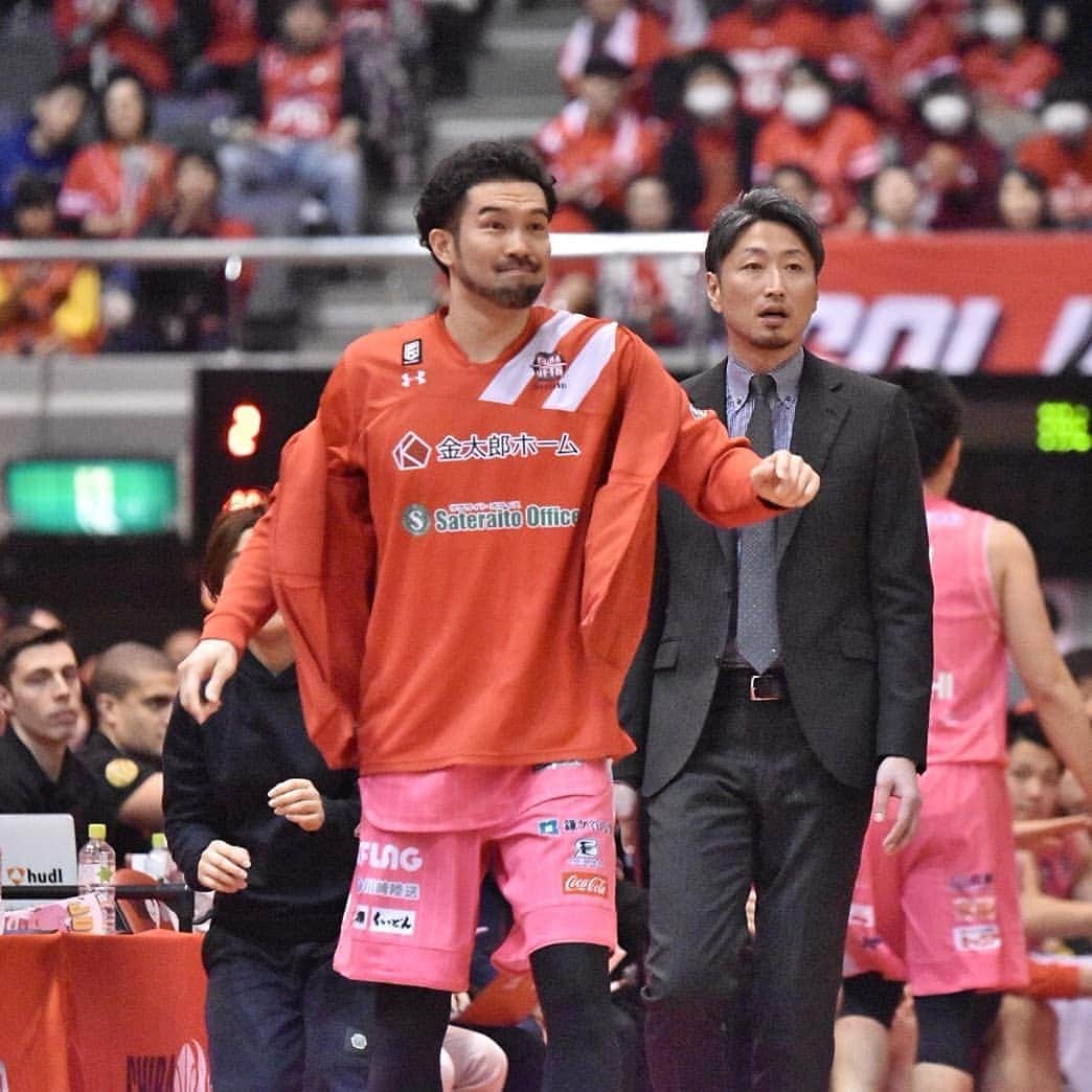 大宮宏正のインスタグラム：「❤あつしとツーショット❤  勝てば良し。 ではないけど、勝てば良し😉  大さん、やっぱり会ってみてわかったよ。 あなたが美しすぎるのです。  そして、さよならそうたろう。 ちから💪」