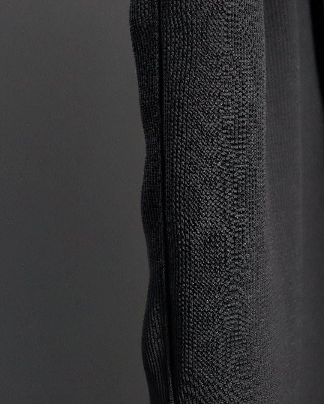 DoLuKEさんのインスタグラム写真 - (DoLuKEInstagram)「・Made in Italy dunhill Pure cotton Design knit﻿ ﻿ ・Melange knit vest ﻿ ﻿ ﻿ ﻿ #DoLuKE」2月16日 21時05分 - doluke_tokyo