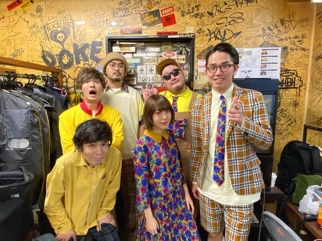 フレンズさんのインスタグラム写真 - (フレンズInstagram)「SCOOBIE DO TOUR 「Have A Nice 25周年！Season 1」 at HEAVEN’S ROCK熊谷  来てくれたみなさまそしてなによりも、お誘いしてくれたSCOOBIE DO先輩本当にありがとうございました🕺🏻🌈 2日間とっても楽しかったです😆✨またいつか、対バンできるといいなぁ🥺  #スクービー #フレンズ」2月16日 21時34分 - friends_jpn