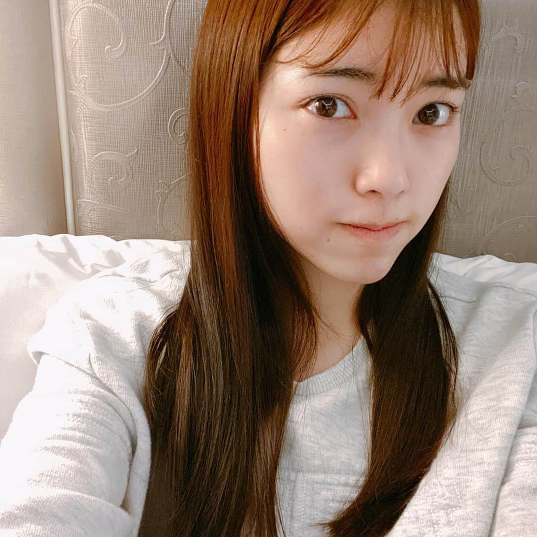 石原夏織さんのインスタグラム写真 - (石原夏織Instagram)「久々の自撮り🤳 これは台湾の時です〜☺️💕 あと少しで1st LIVE TOUR「Face to FACE」東京公演ですね〜💓 楽しみすぎるな〜😆 #1st_live_tour #ftf #東京 #中野サンプラザ #スッピンです #石原夏織」2月16日 22時04分 - ishiharakaori_official