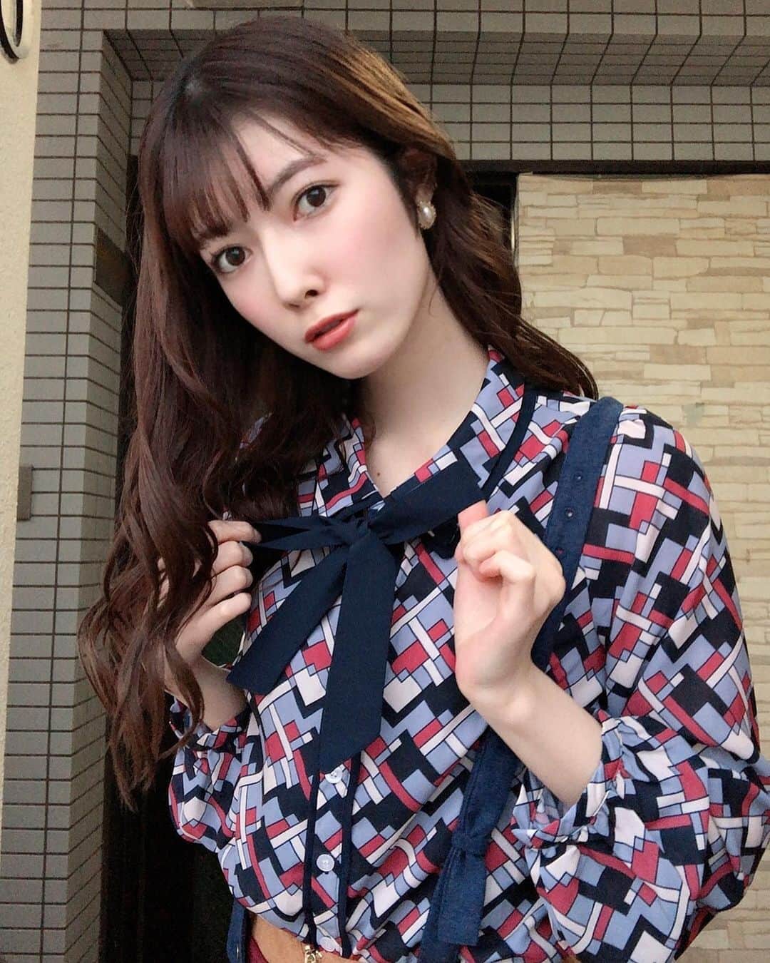 日下部美愛のインスタグラム：「衣装可愛いでしょ〜〜 大好きなREDYAZELでした‪‪❤︎‬ . . #REDYAZEL #photo #japan #model #me #cafe #fashion #makeup #selfie #followme #instagood #camera #instadaily #dailylook #한국 #맞팔 #사진 #데일리 #데일리룩 #인스타사진 #인스타그램 #일본인 #패션 #패션스타그램」